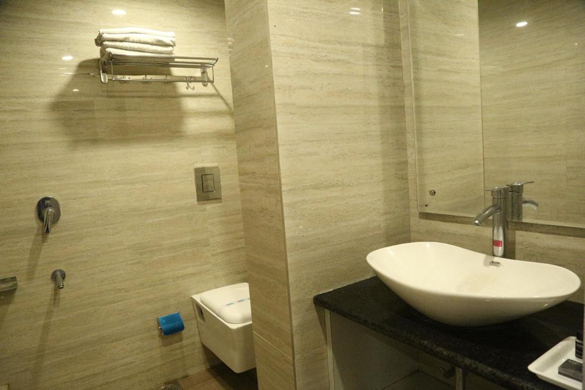 Hotel Shining Hills Masuri Exterior foto